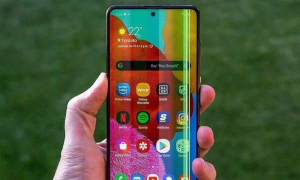 Nên thay màn hình chính hãng cho điện thoại Samsung