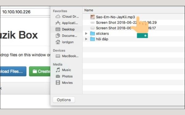 Nhấn Upload Files để gửi nhạc
