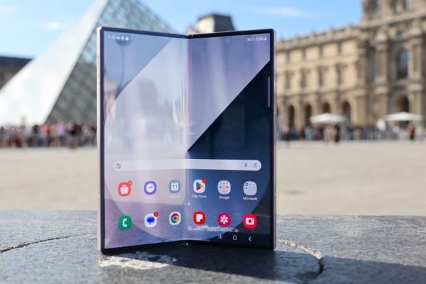 Galaxy Z Fold 7 sở hữu màn hình chính kích thước 8.2 inch
