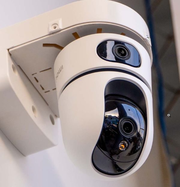 Camera IMOU 2 ống kính trong nhà 6MP IPC-S2XP-6M0WED