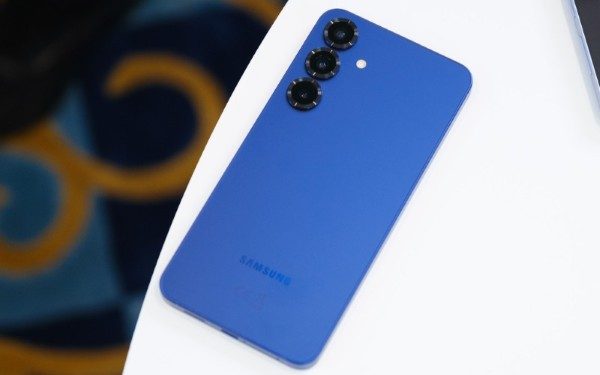 Samsung Moi Ra Mat 4