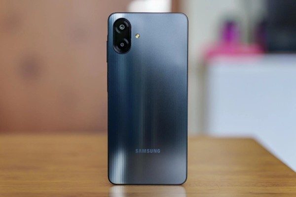 Samsung Moi Ra Mat 9